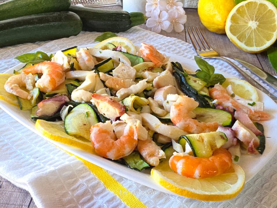L'Insalata di mare express con zucchine croccanti light