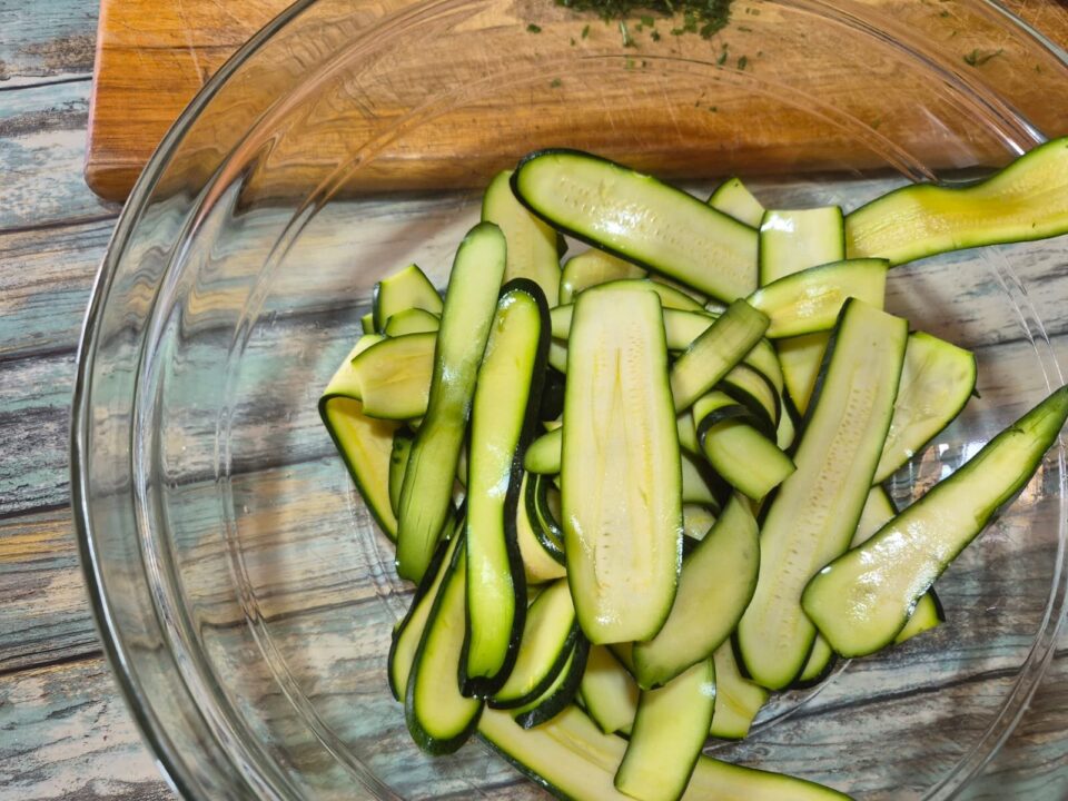 Zucchine Marinate con Burrata il piatto light super fresco e senza cottura