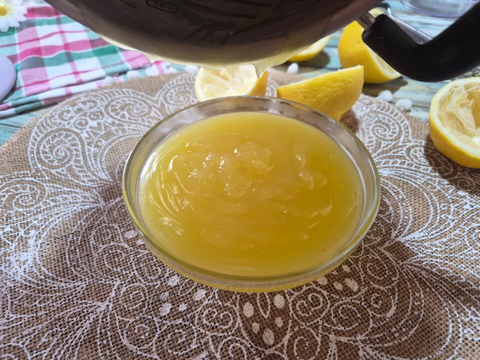 Crema al Limone Vellutata Senza Latte e Senza Uova