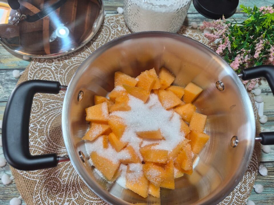 Il Meloncello fatto in casa la ricetta profumata e cremosa