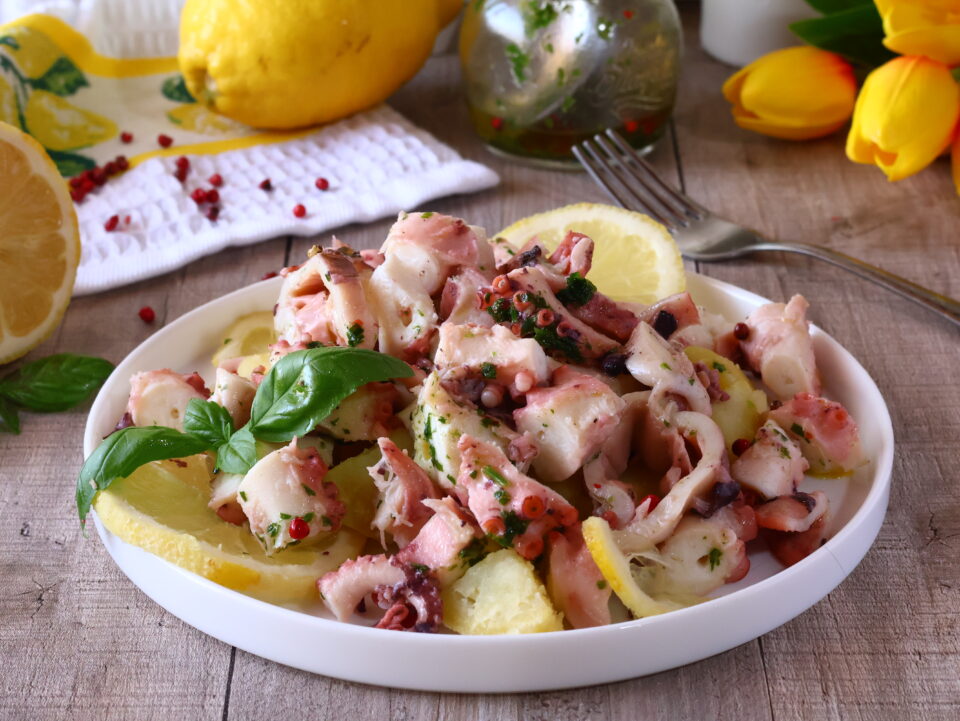 Come fare l'Insalata di Polpo e Patate perfetta tenera e saporita
