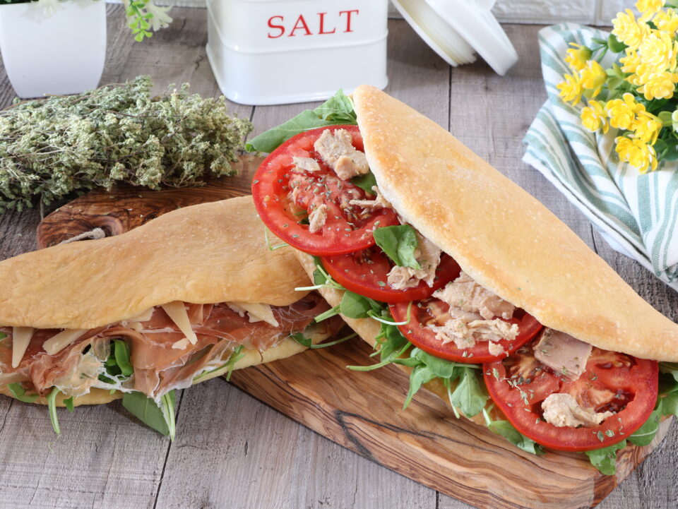Come fare la focaccia baciata ricetta base e le migliori idee di farcitura