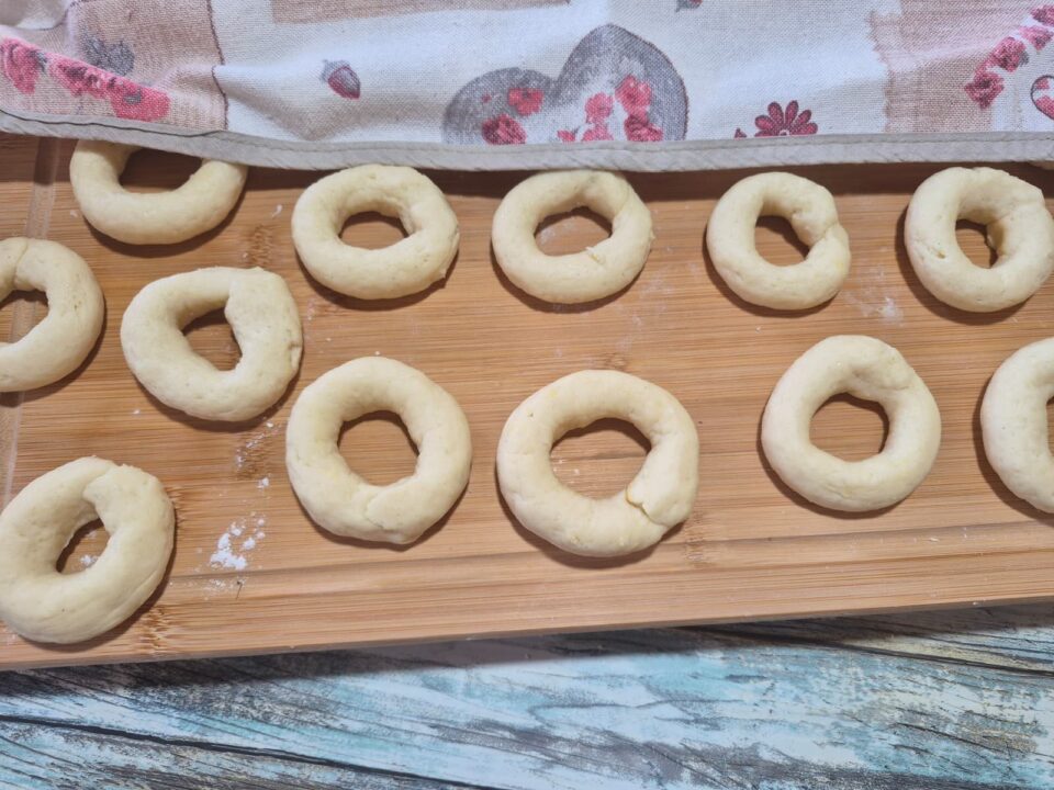 Ciambelline Senza Lievitazione Veloci e Soffici
