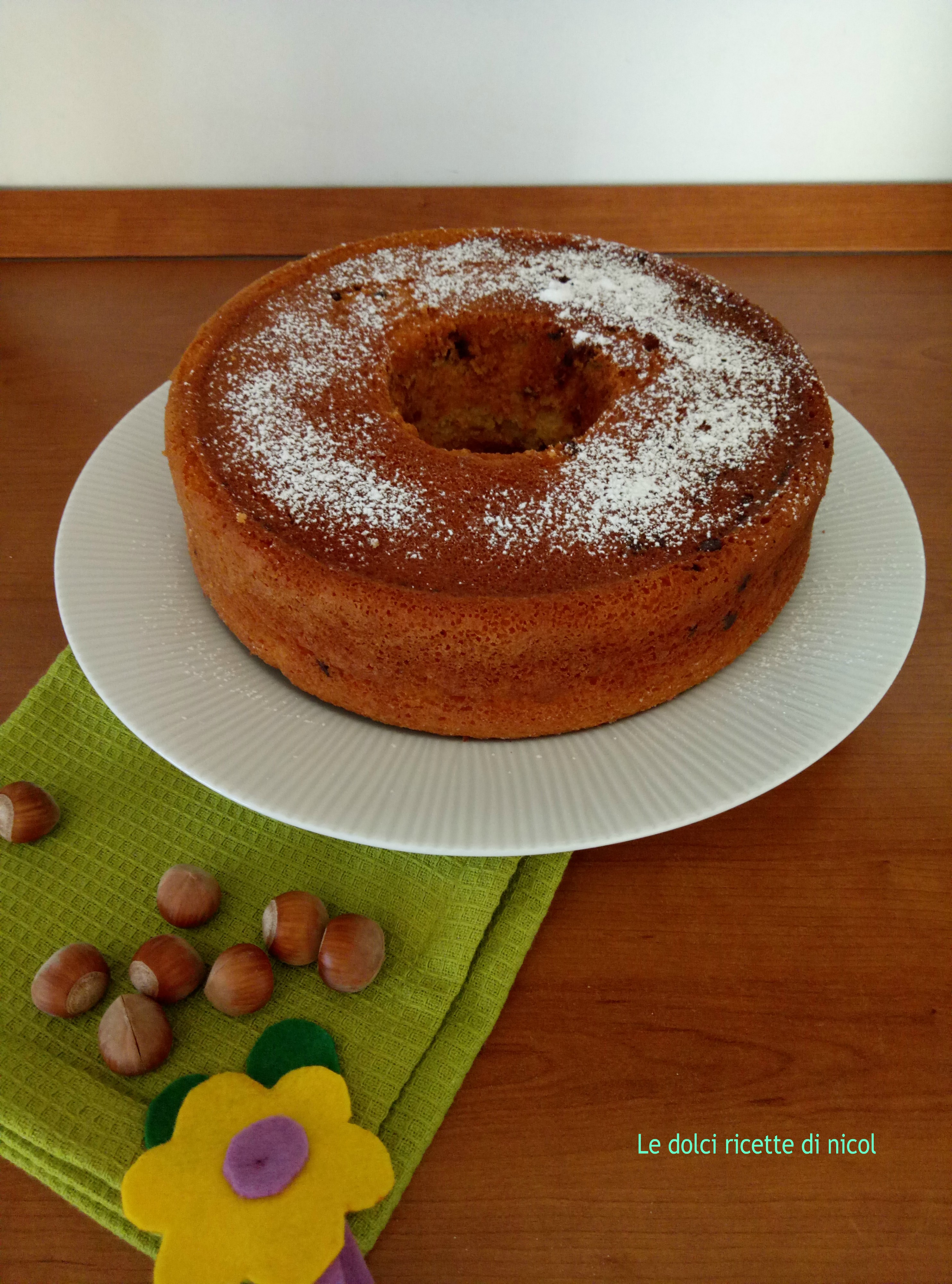 Ricette di cucina - Le ricette di : Sigarette di pasta  fillo al cioccolato e nocciole con crema alla vaniglia e yogurt