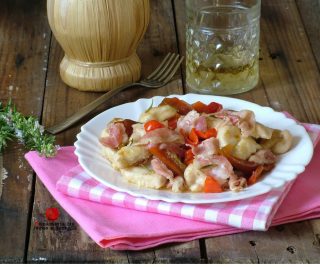 bocconcini di pollo peperoni e bacon