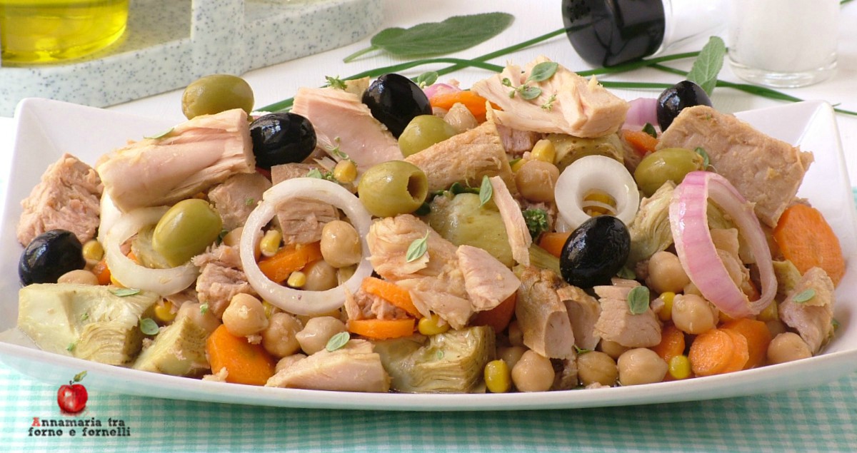 Insalata di ceci con tonno e carciofini fresca leggera sostanziosa e ...