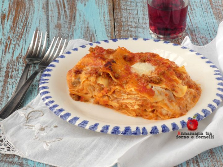 lasagne con ragù di salsiccia