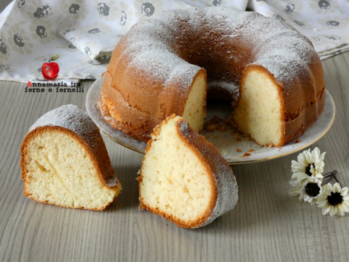 ciambellone allo yogurt profumato al limone