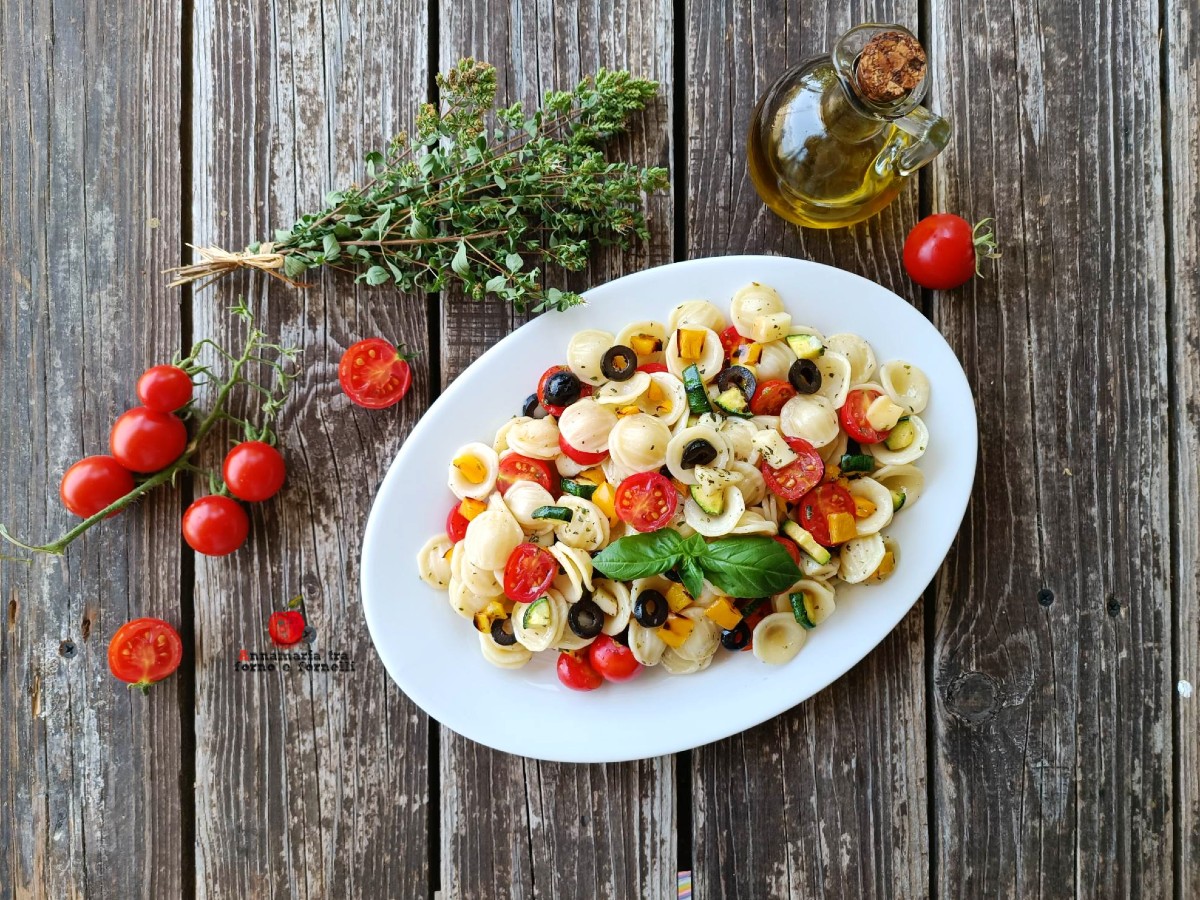 pasta fredda con zucchine e peperoni light