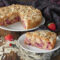 Torta alle fragole con copertura di mandorle