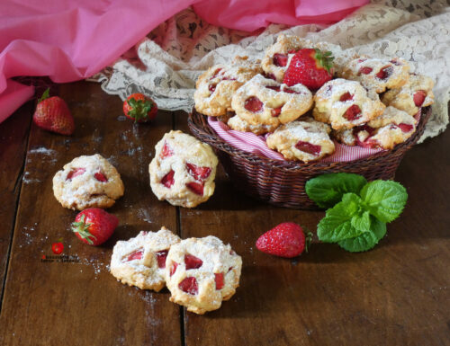 Biscotti con le fragole
