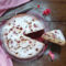 Torta con fragole e cocco