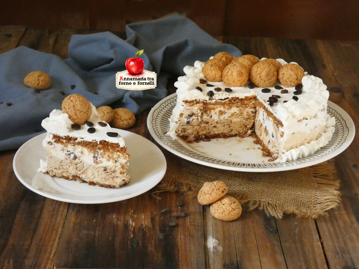 semifreddo al caffè e amaretti