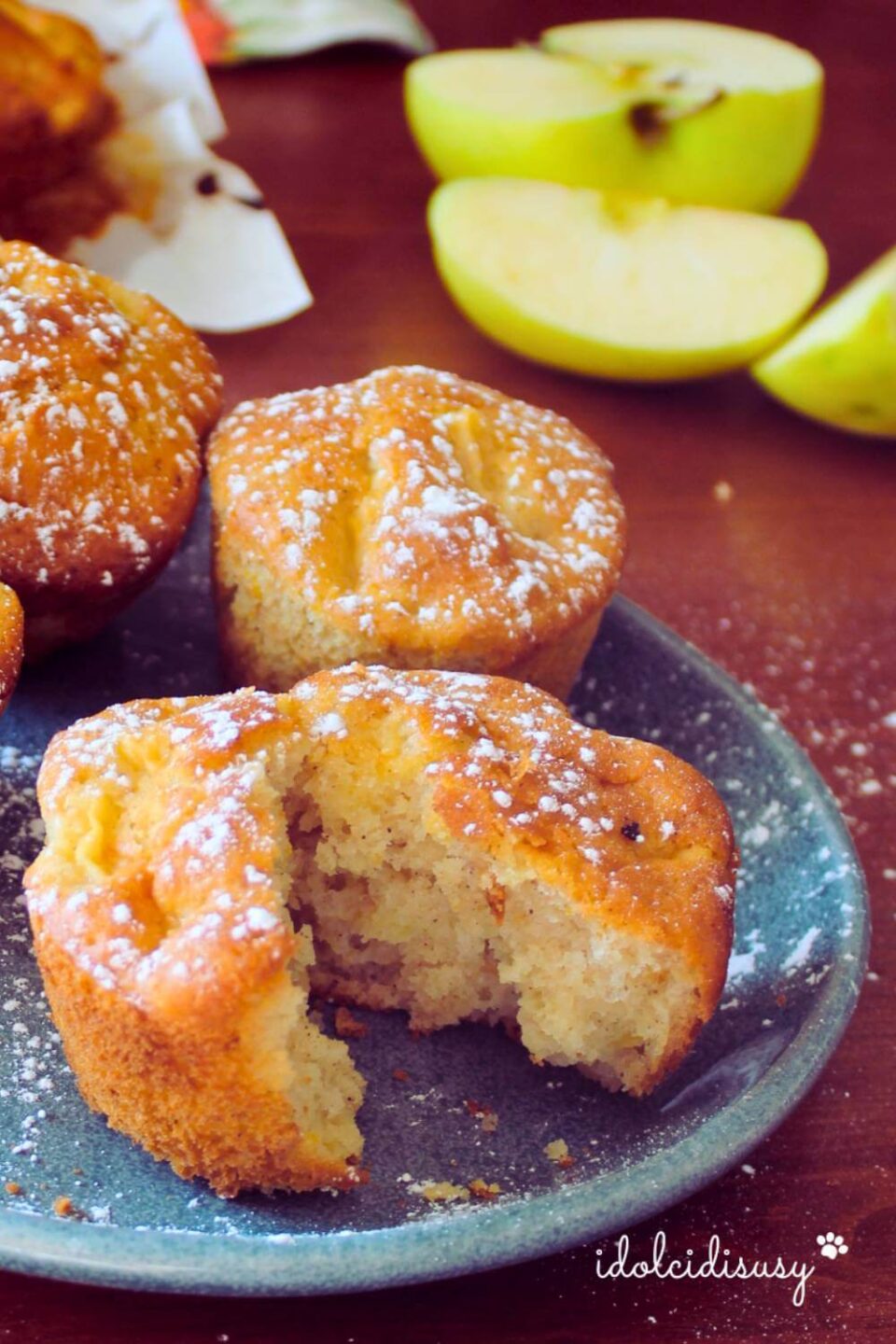 Muffin alle mele e cannella soffici, ricetta facile e veloce con mele fresche