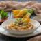 Pasta con fiori di zucca e crema di ricotta