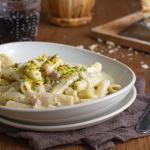 Pasta al pistacchio ricetta siciliana