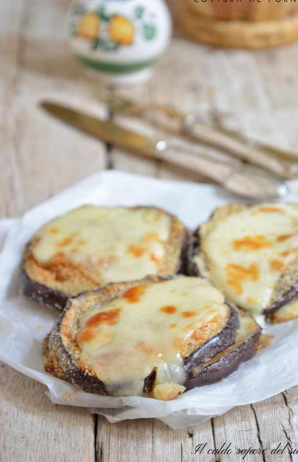 Medaglioni di melanzane con prosciutto e formaggio