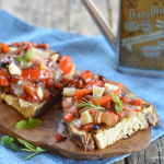 Bruschette con peperoni e formaggio