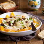 Insalata di finocchi e arance alla siciliana con mandorle tostate