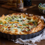 Torta salata con broccoli ricotta e pancetta