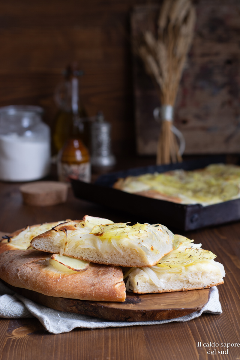focaccia cipolle e patate