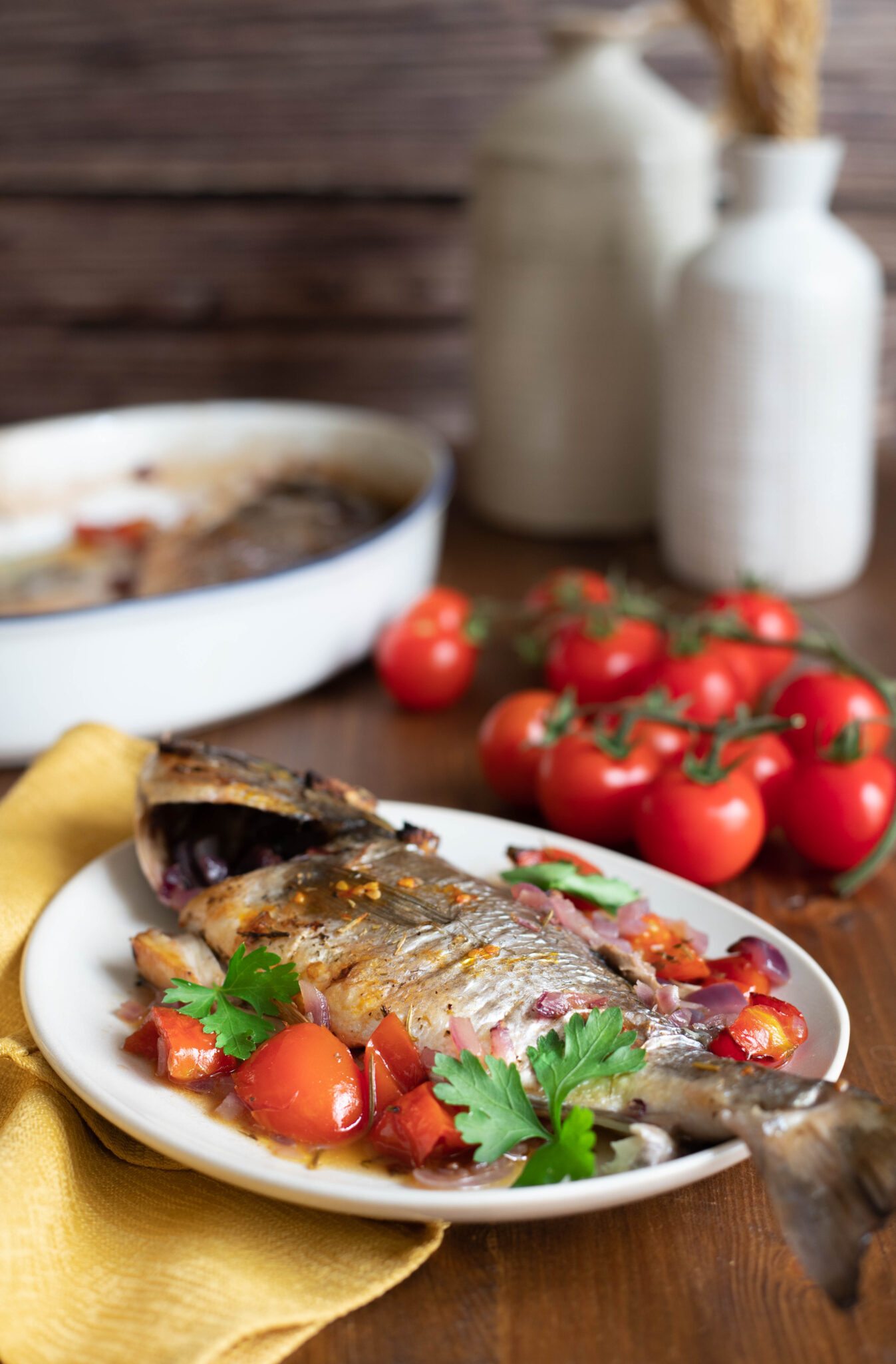 Orata al forno con pomodorini e vino bianco - Blog di Il caldo sapore ...
