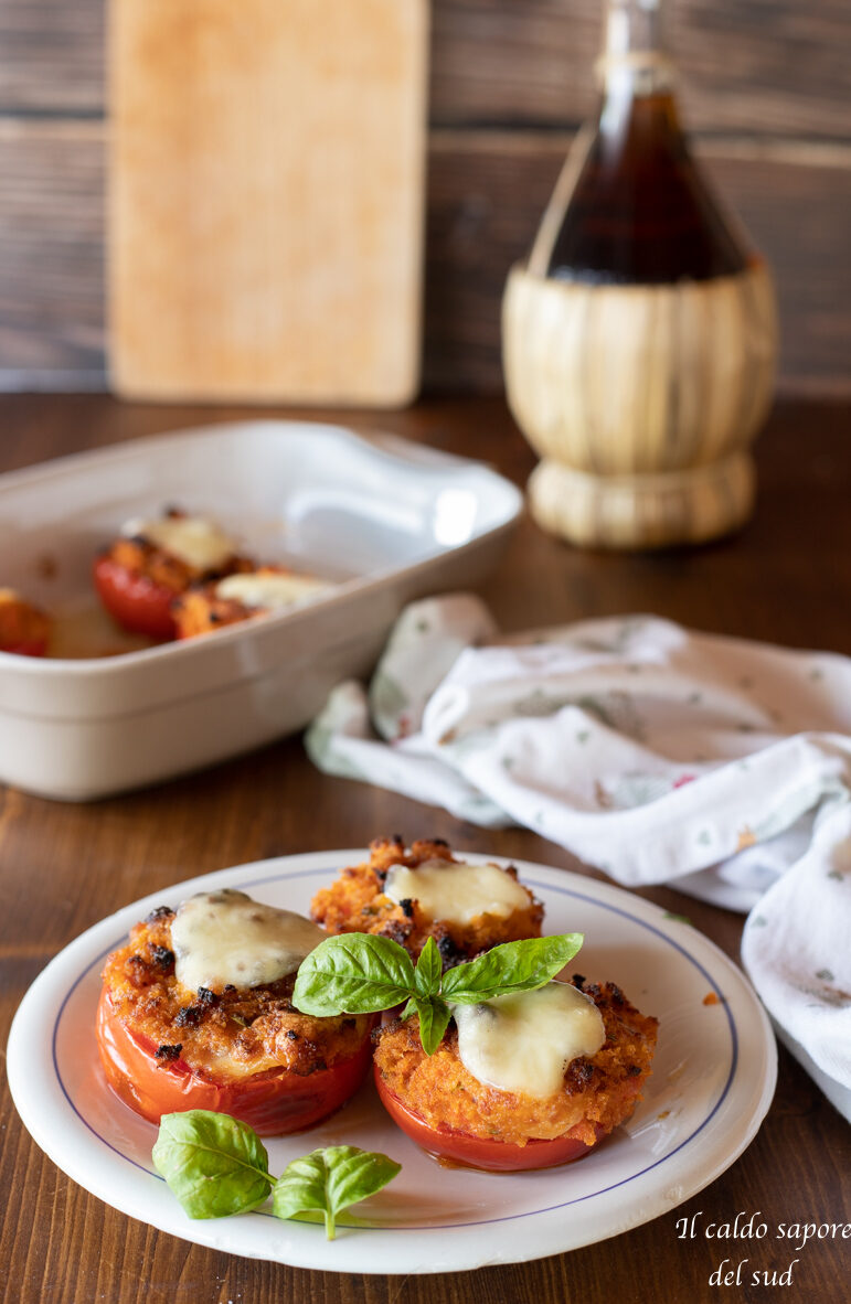 Pomodori al forno con pangrattato e mozzarella