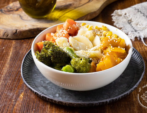 Poke bowl di couscous e verdure