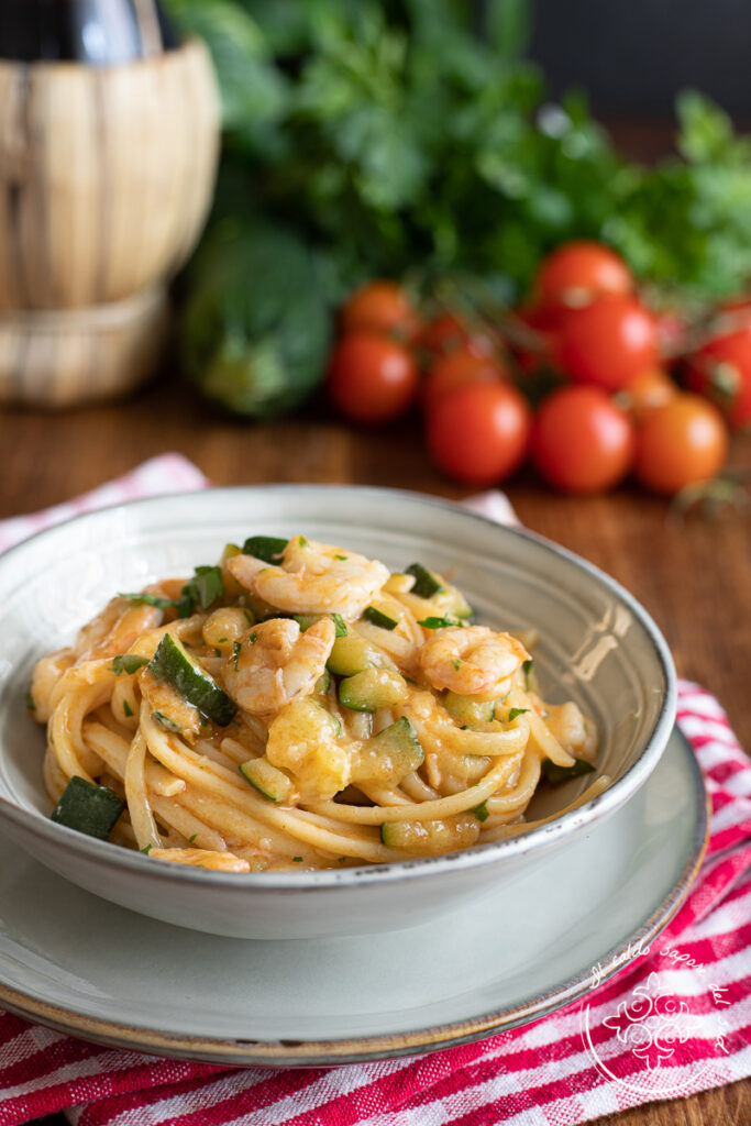Pasta zucchine e gamberetti cremosa Blog di Il caldo sapore del sud