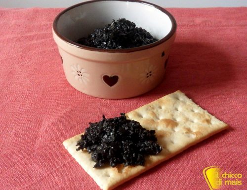 Patè di olive nere (ricetta vegan)