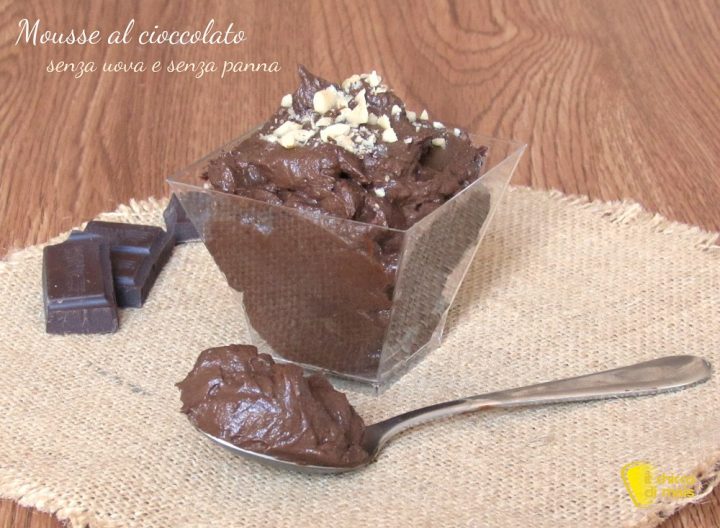 Mousse al cioccolato senza uova senza panna ricetta vegan il chicco di mais
