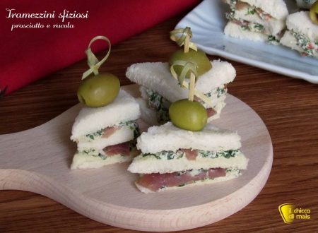 Tramezzini sfiziosi fingerfood Tramezzini sfiziosi fingerfood