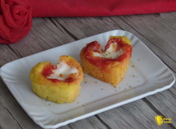 cestini di polenta con pomodoro e mozzarella ricetta san valentino antipasto a cuore il chicco di mais