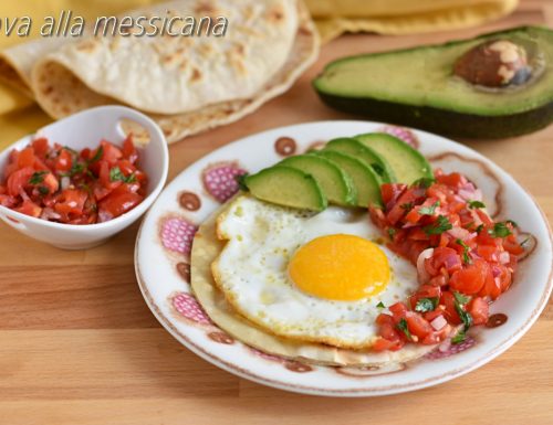 Uova alla messicana (huevos rancheros)
