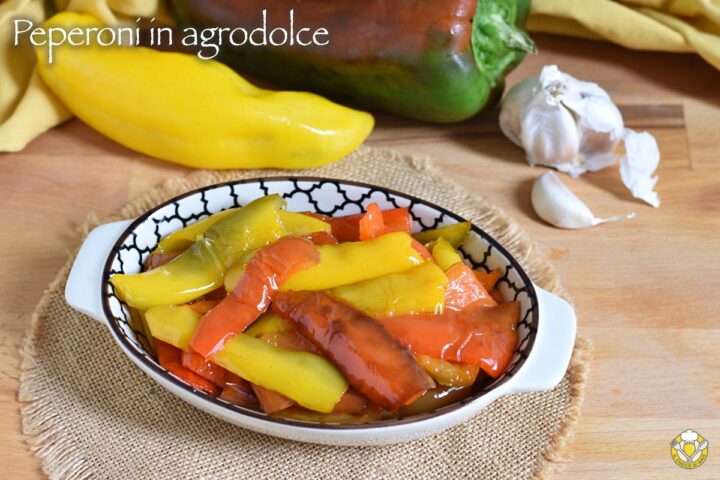 peperoni in agrodolce in padella ricetta antipasto o contorno freddo estivo facile e veloce il chicco di mais