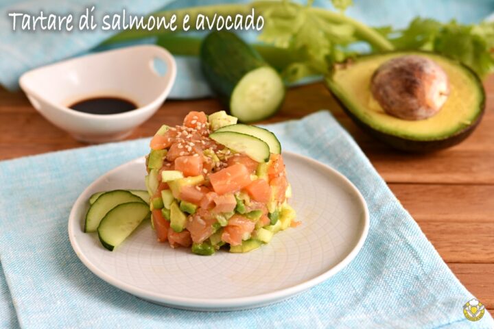 tartare di salmone e avocado alla giapponese con sedano e cetriolo ricetta antipasto o secondo senza cottura il chicco di mais