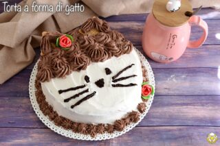 torta a forma di gatto facile senza stampo torta di compleanno torta farcita e decorata con gatto il chicco di mais