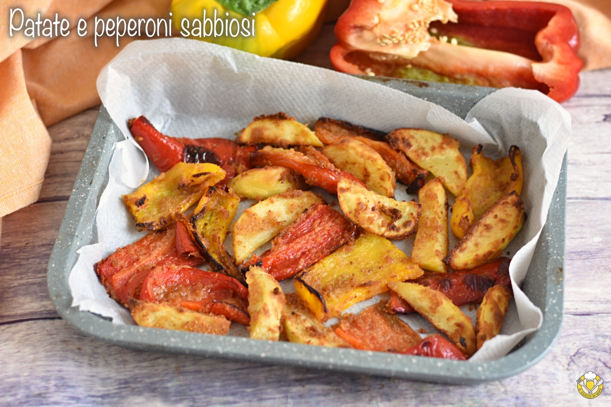 patate e peperoni sabbiosi al forno con pangrattato ricetta facile veloce light il chicco di mais
