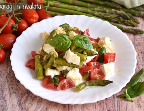 Asparagi in insalata con bufala e pomodorini