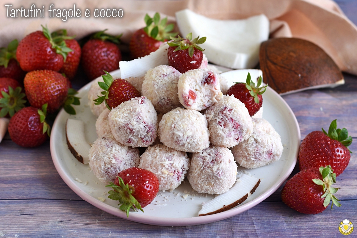 tartufini fragole e cocco senza cottura dolcetti leggeri freschi con ricotta e fragole il chicco di mais