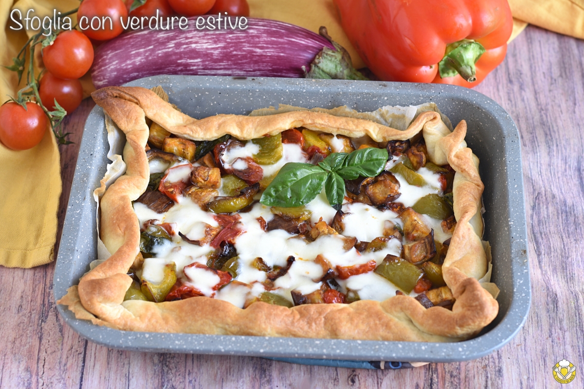 sfoglia con verdure estive e mozzarella ricetta veloce pasta sfoglia ripiena torta rustica estiva con melanzane peperoni il chicco di mais