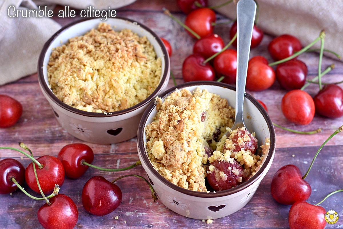 crumble alle ciliegie in friggitrice ad aria o in forno ricetta dolce estivo veloce last minute senza glutine il chicco di mais