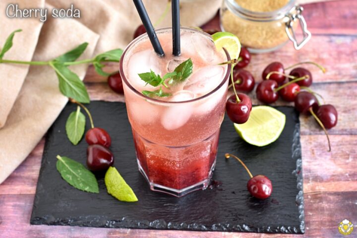 cocktail alle ciliegie alcolico e analcolico cherry soda ricetta con ciliegie fresche il chicco di mais