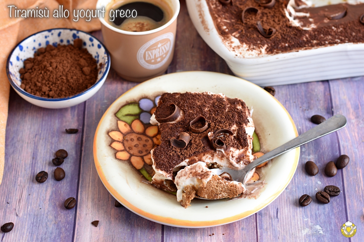 tiramisù allo yogurt greco ricetta light senza uova crude senza zucchero dolce proteico il chicco di mais