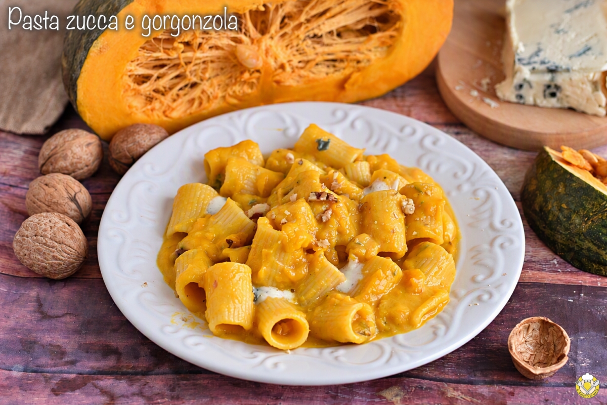 pasta cremosa zucca e gorgonzola e noci ricetta veloce primo autunnale con zucca delica il chicco di mais