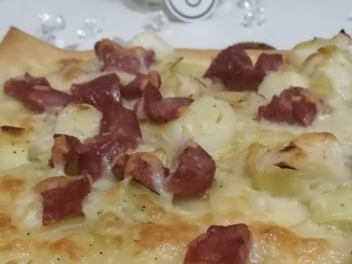 Pizza bianca con Sbuccia e Mangia Clai