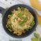 Pasta al pesto di fave e pecorino croccante