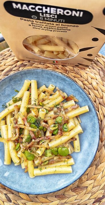 Maccheroni con fave, guanciale e finocchietto selvatico