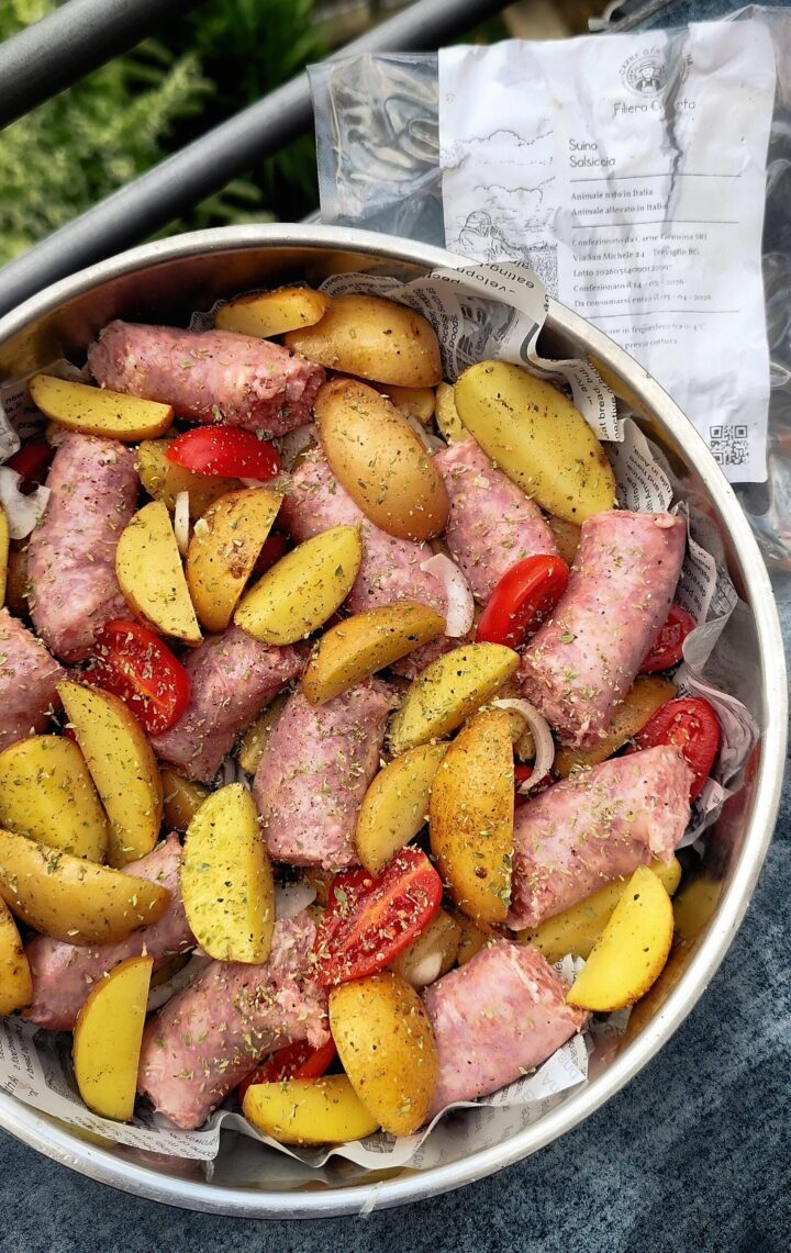 Tiella pugliese di salsiccia e patate 