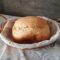 Pane semplice nella macchina del pane